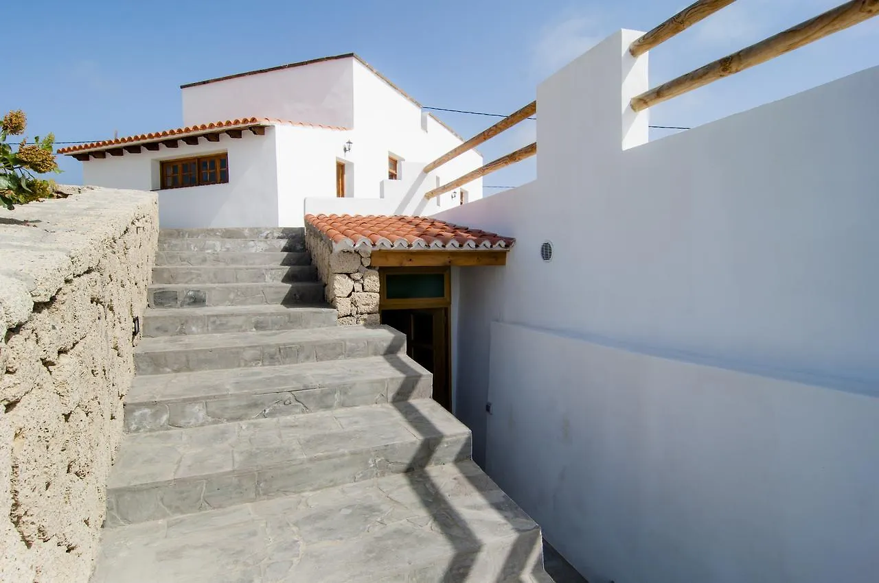 Casa Rural La Pardela La Cisnera Holiday home